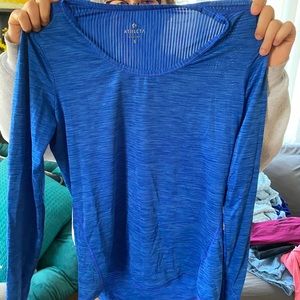 Athleta long sleeve top